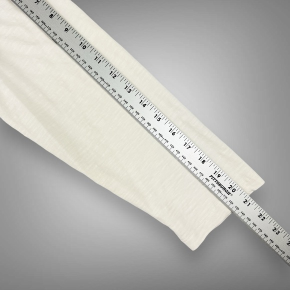 Weekends By Chico's 3 Women's XL Embroidered Tee Off-White Cotton‎ Shirt V-Neck - Picture 11 of 15